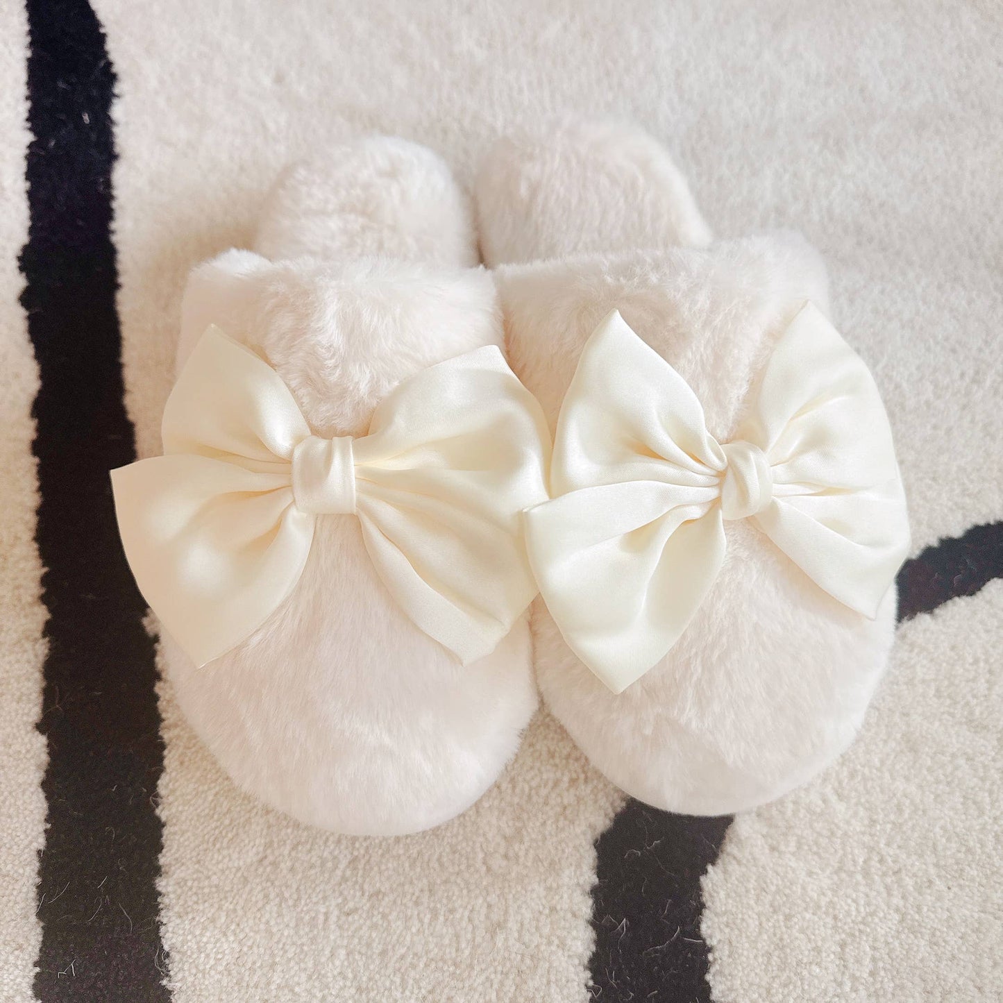 Comfy Bow Slippers